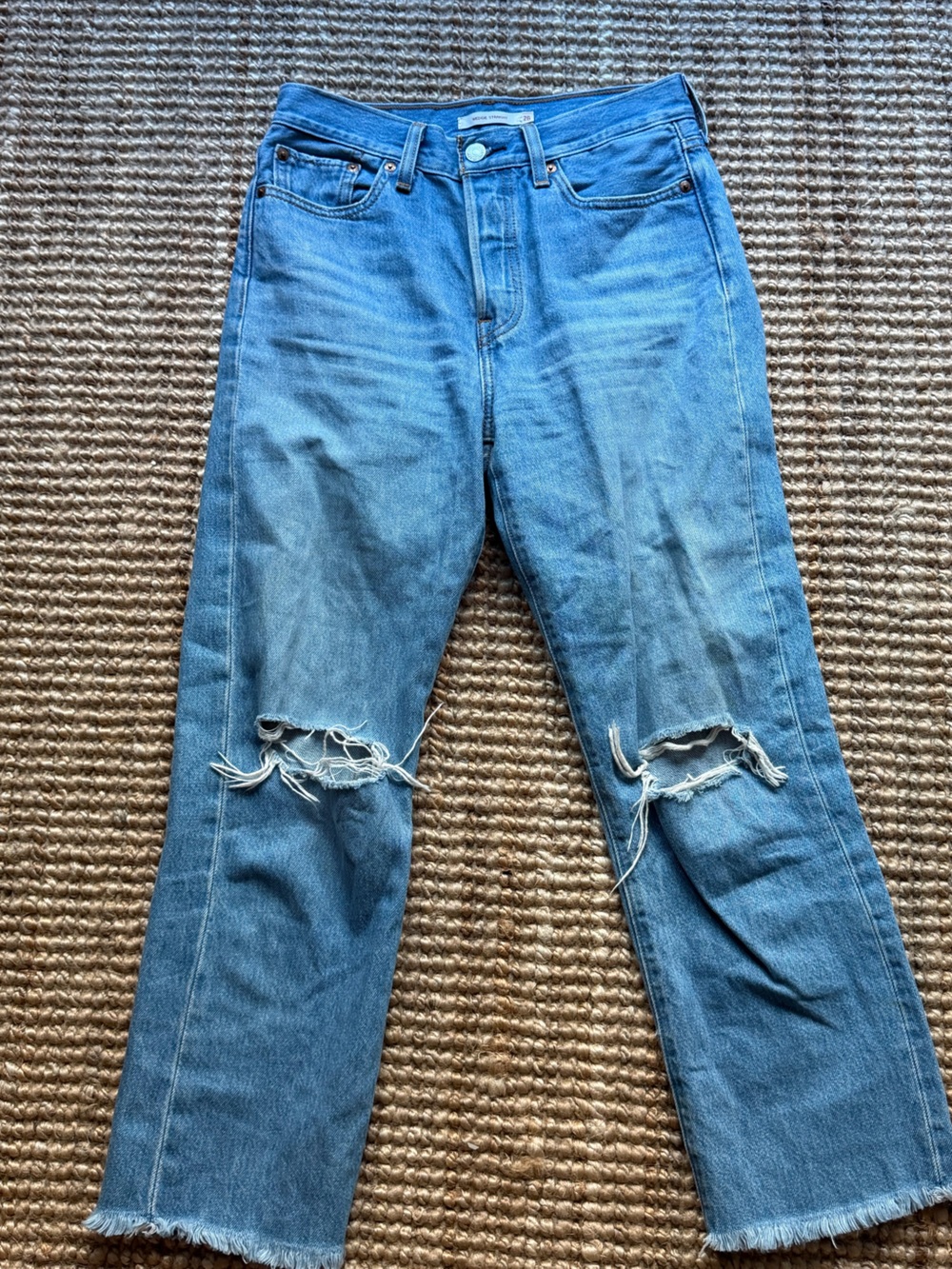 levi’s wedgie straight leg distressed jeans
